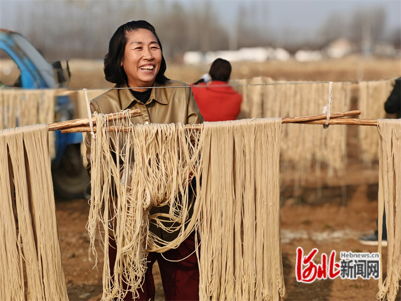 组图｜河北迁西：红薯粉条加工忙