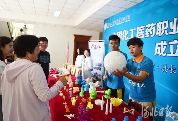 1571392245714226.jpg 小小.jpg