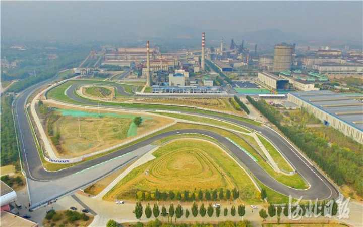 1539434772278600.jpg 赛车4.jpg