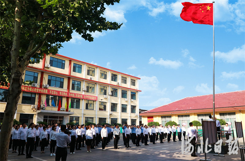 “七一”党建活动凝心聚力.jpg
